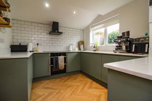 Photo 17- click for photo gallery